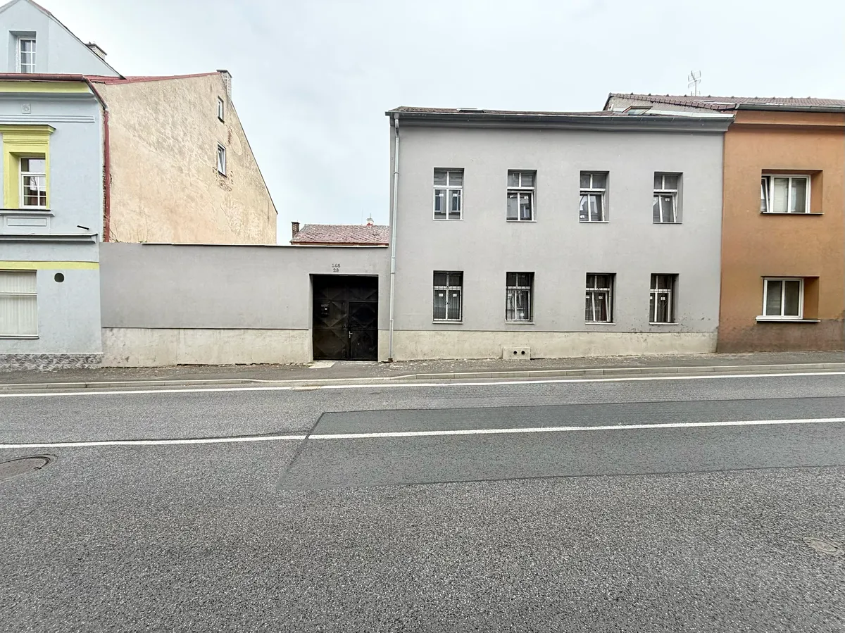 Prodej činžovního domu 298 m²
