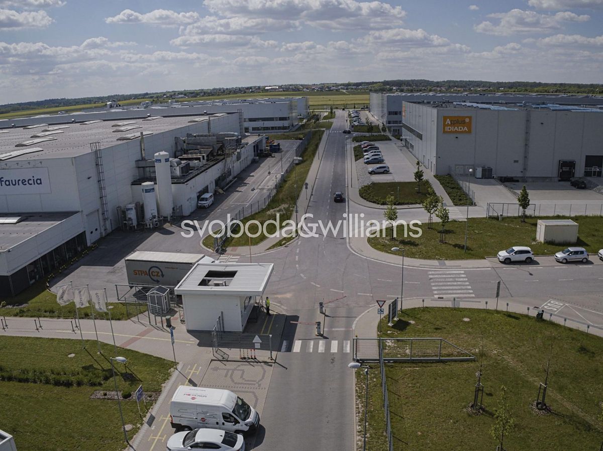 Pronájem skladového prostoru 2923 m² – fotografie 2