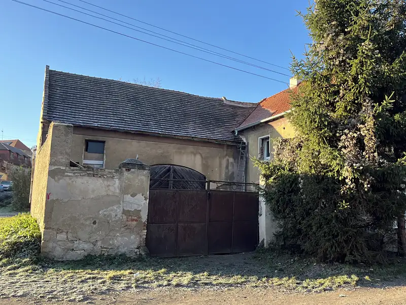 Prodej rodinného domu 167 m², pozemek 337 m², Zlonice – náhled fotky 2