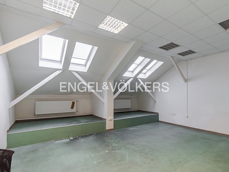Комерційне приміщення в оренду, 2 326 м² (3 з 20)