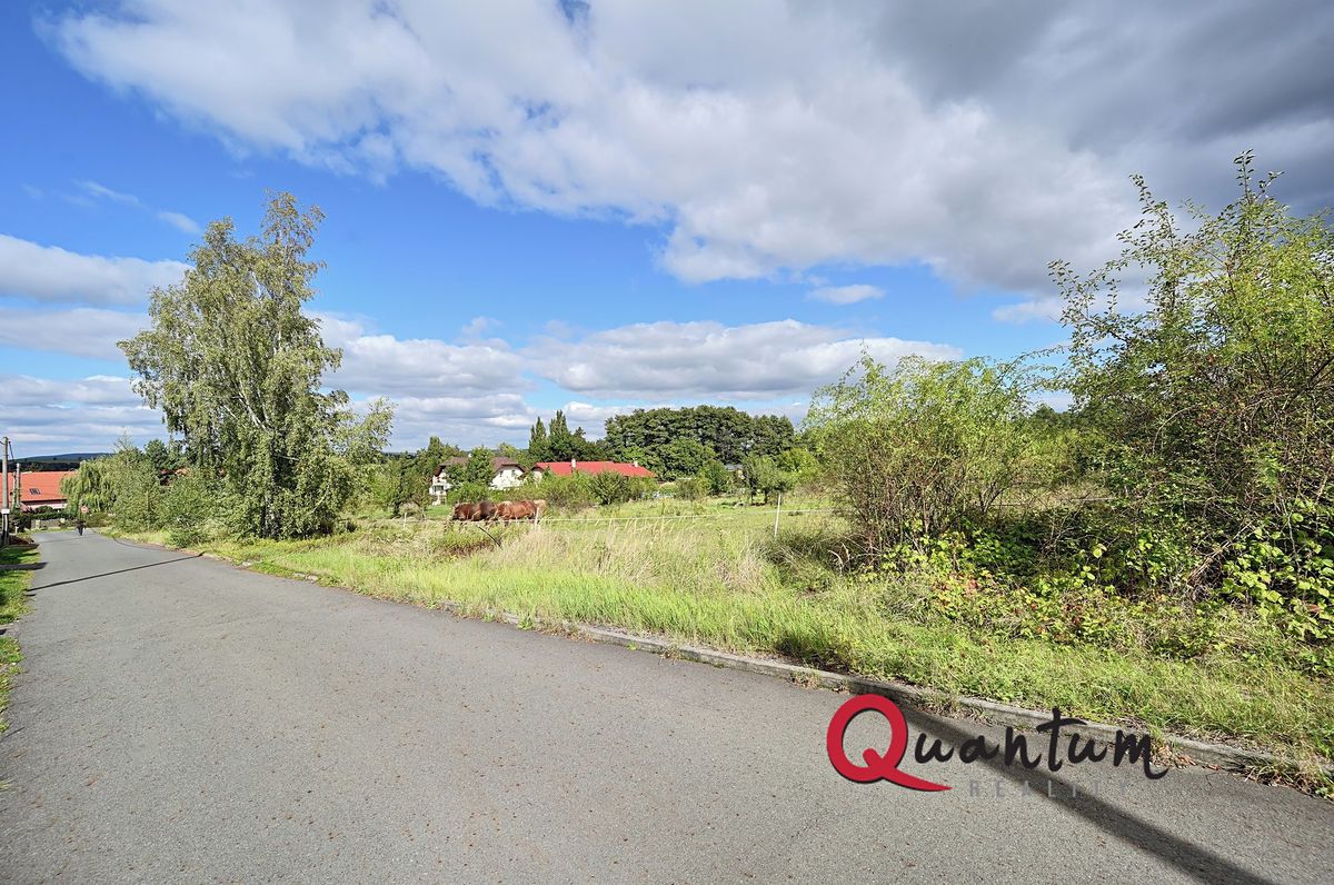 Prodej stavebního pozemku 1012 m² – fotografie 3