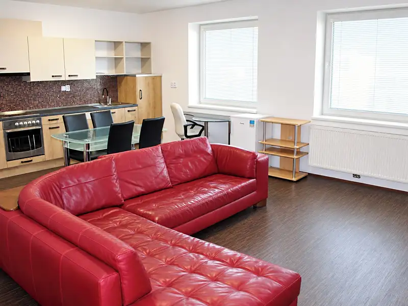 Pronájem bytu 2+kk 102 m², třída Míru, Pardubice – Zelené Předměstí