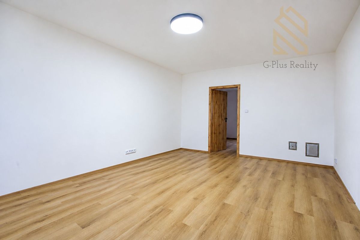 Pronájem bytu 2+1 59 m² – fotografie 2