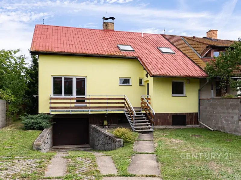Prodej rodinného domu 193 m², pozemek 527 m², Praha – náhled fotky 2