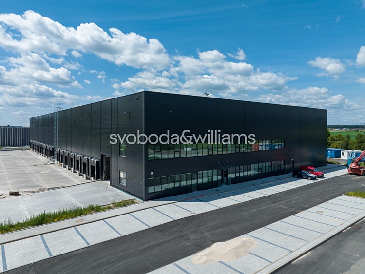 Pronájem komerčního prostoru, 367 m² (4 z 8)