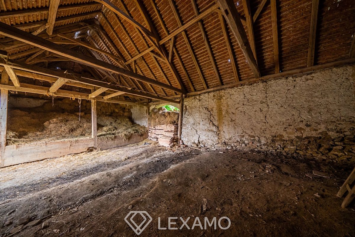 Prodej rodinného domu 325 m², pozemek 902 m² – fotografie 4