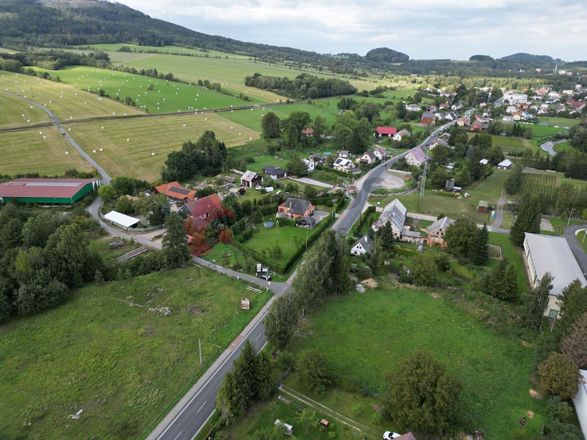 Prodej komerčního pozemku 3652 m²