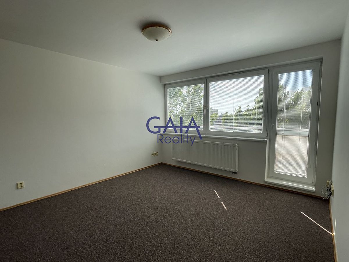 Pronájem bytu 2+kk 47 m² – fotografie 3
