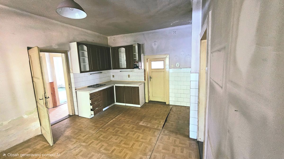 Prodej rodinného domu 260 m², pozemek 1255 m² – fotografie 5