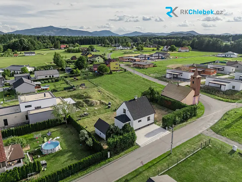 Prodej rodinného domu 120 m², pozemek 827 m², Horní Domaslavice – náhled fotky 3