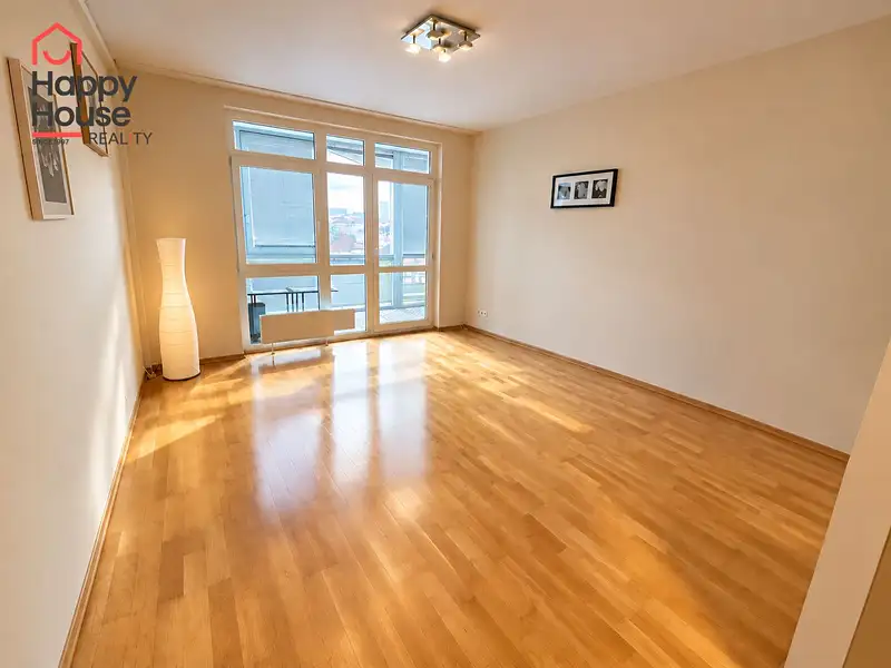 Pronájem bytu 2+kk 60 m²