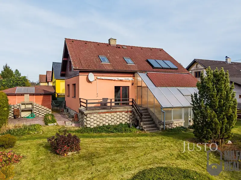 Prodej rodinného domu 190 m², pozemek 901 m², Jindřichovice pod Smrkem – náhled fotky 1