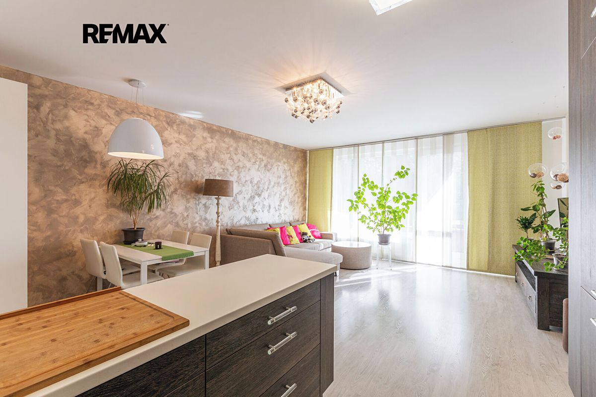 Pronájem bytu 3+kk 69 m² – fotografie 3