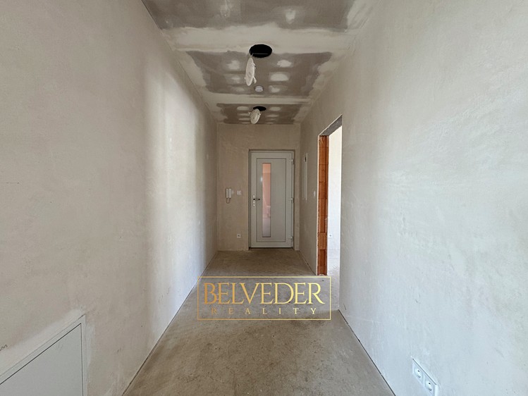 Квартира 4+kk на продаж, 109 м² (18 з 36)
