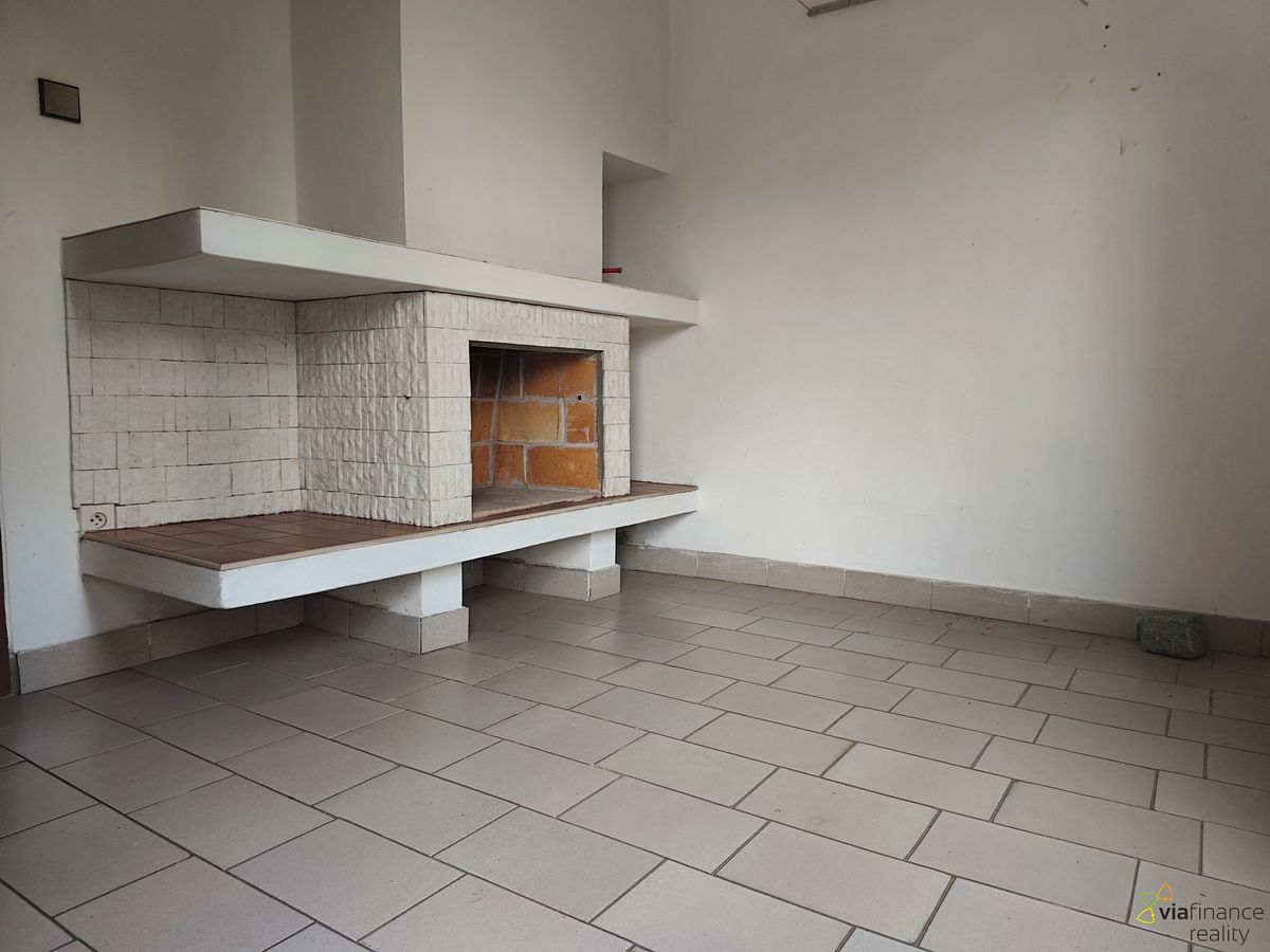 Pronájem rodinného domu 309 m², pozemek 152 m² – fotografie 5