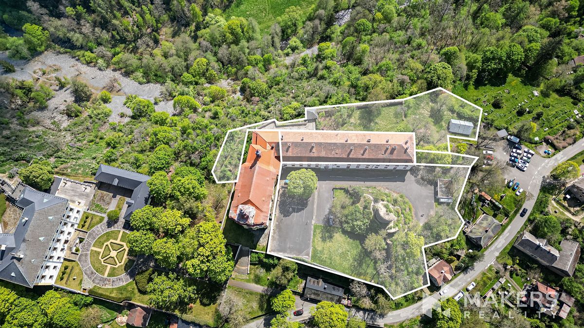 Prodej ubytovacího zařízení 2100 m², Manětín – fotka 1 z 3
