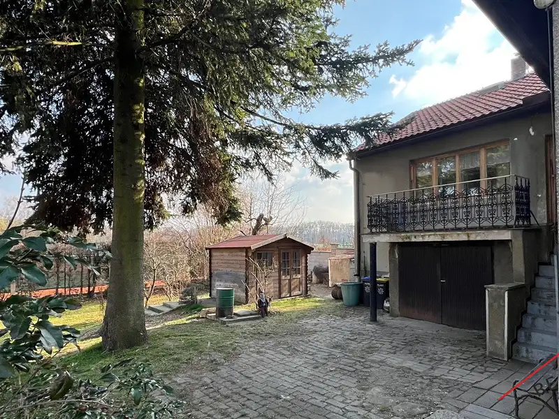 Prodej rodinného domu 116 m², pozemek 1003 m², Hostivice – náhled fotky 2