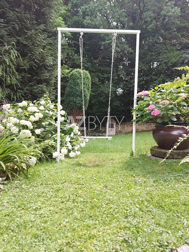 Prodej rodinného domu 180 m², pozemek 9500 m² – fotografie 5