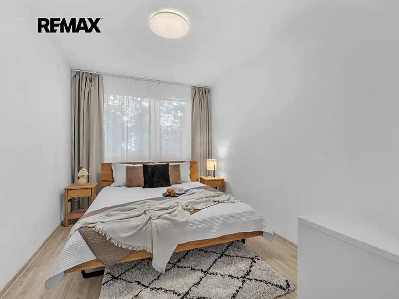 Prodej bytu 4+kk 97 m², Praha – náhled fotky 2