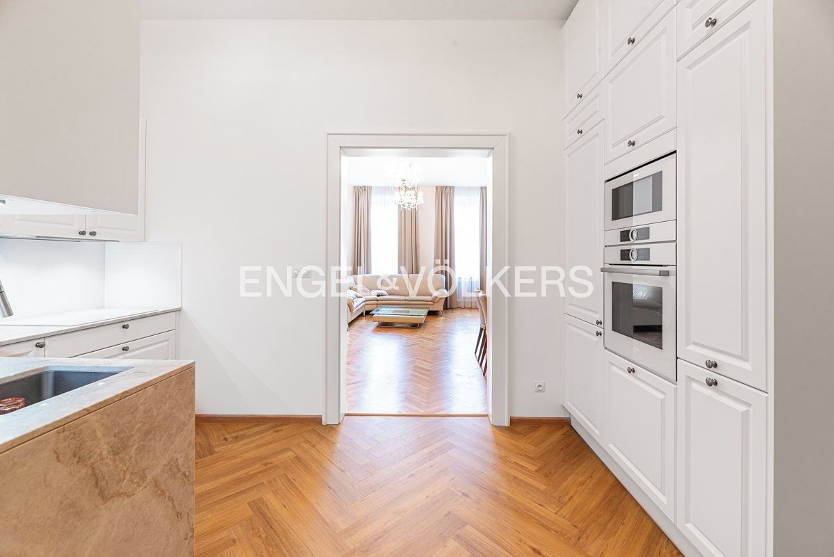 Pronájem bytu 3+kk 68 m² – fotografie 4