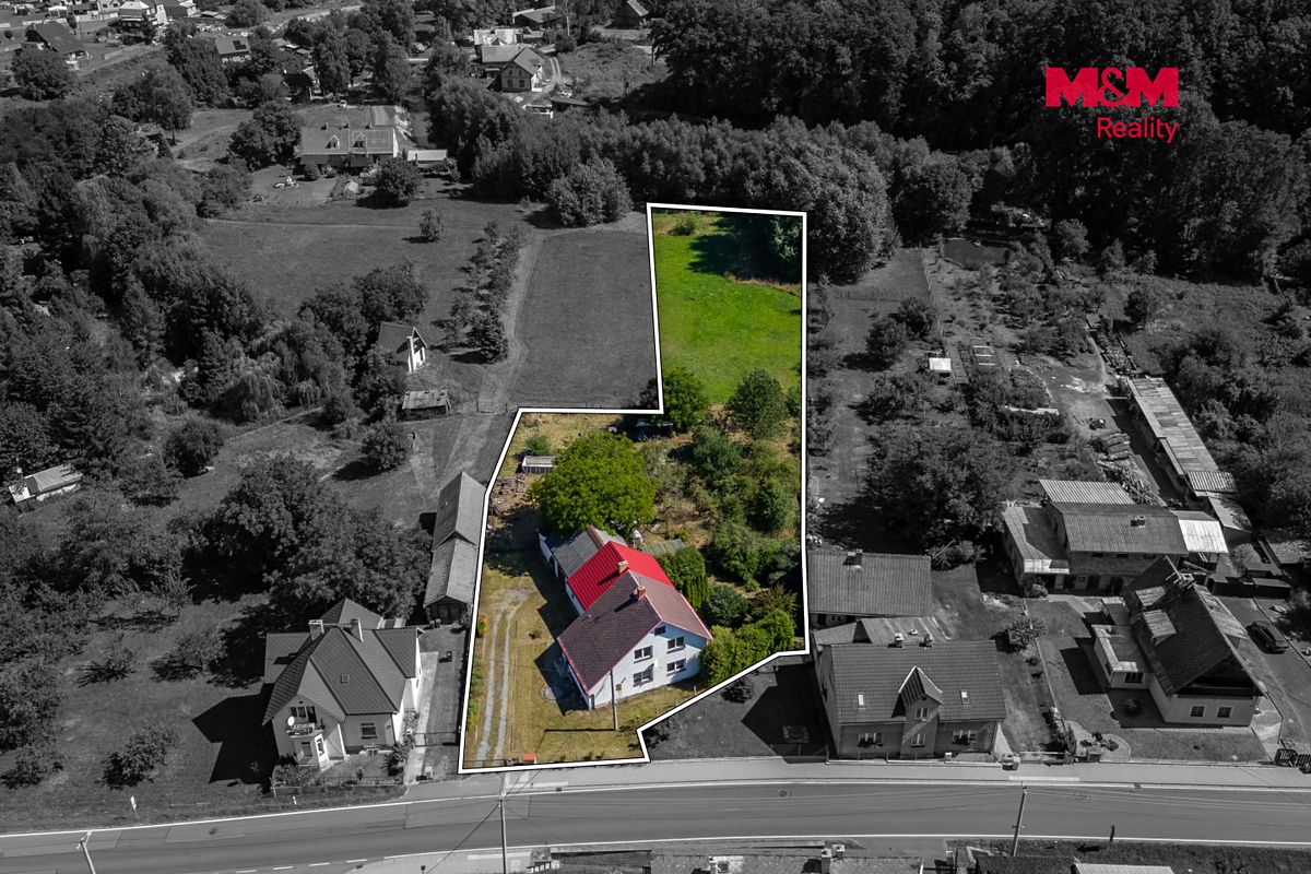 Prodej rodinného domu 250 m², pozemek 5130 m² – fotografie 3