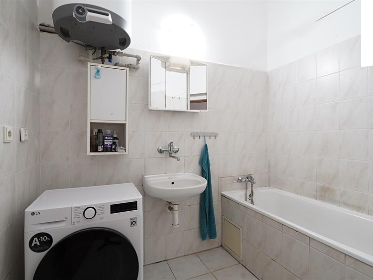 Квартира 4+kk на продаж, 109 м² (15 з 25)