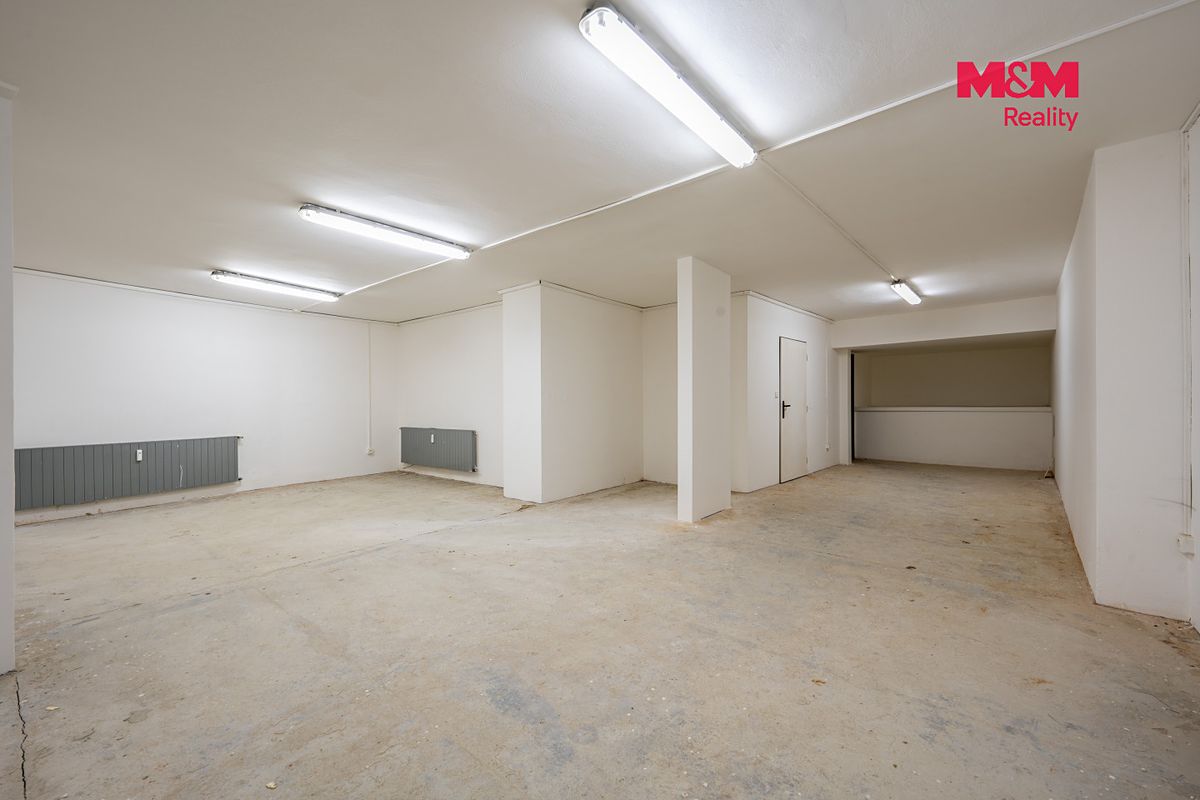 Prodej obchodního prostoru 152 m² – fotografie 2