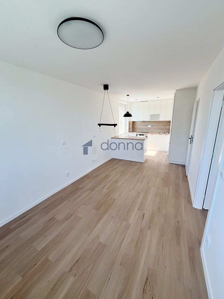 Pronájem bytu 2+kk 48 m² – fotografie 5