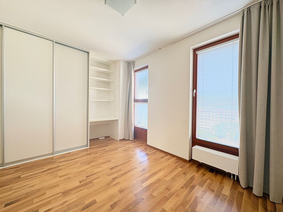 Pronájem bytu 3+kk 83 m² – fotografie 3