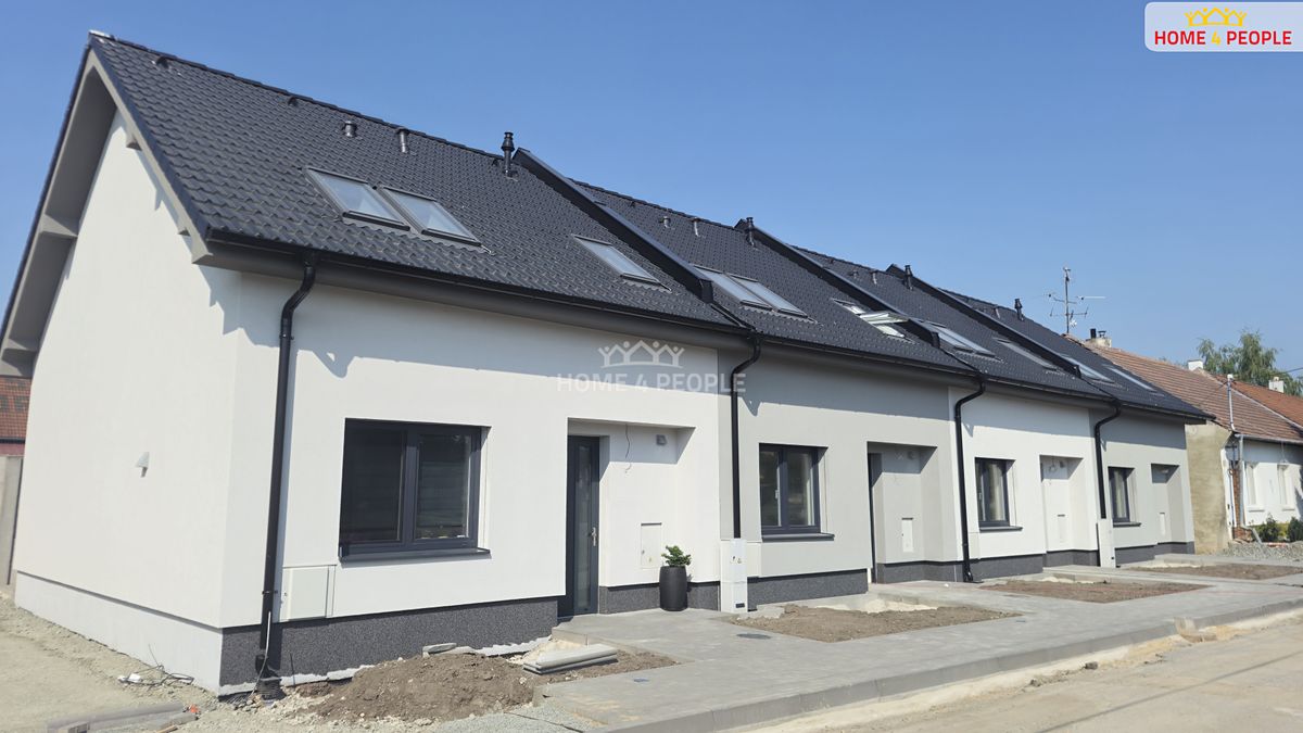 Prodej rodinného domu 101 m², pozemek 154 m² – fotografie 4