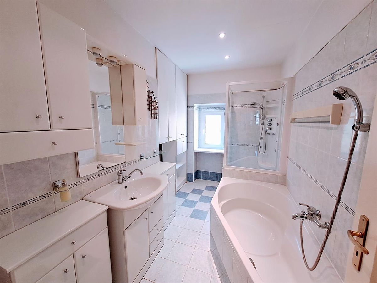 Pronájem bytu 4+1 104 m² – fotografie 3