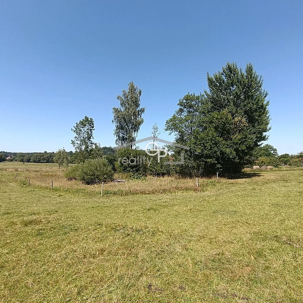 Prodej stavebního pozemku 1586 m²
