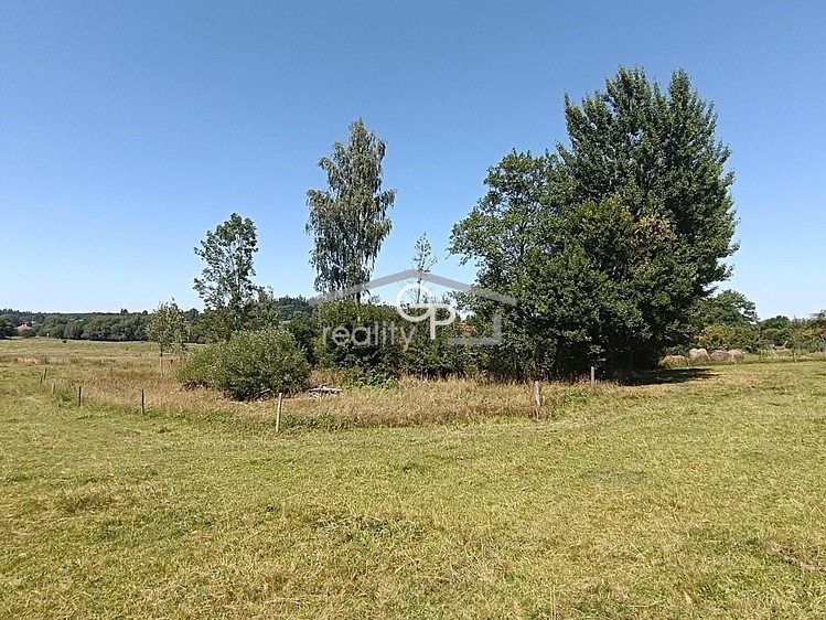 Prodej pozemku, 1 586 m² (1 z 13)