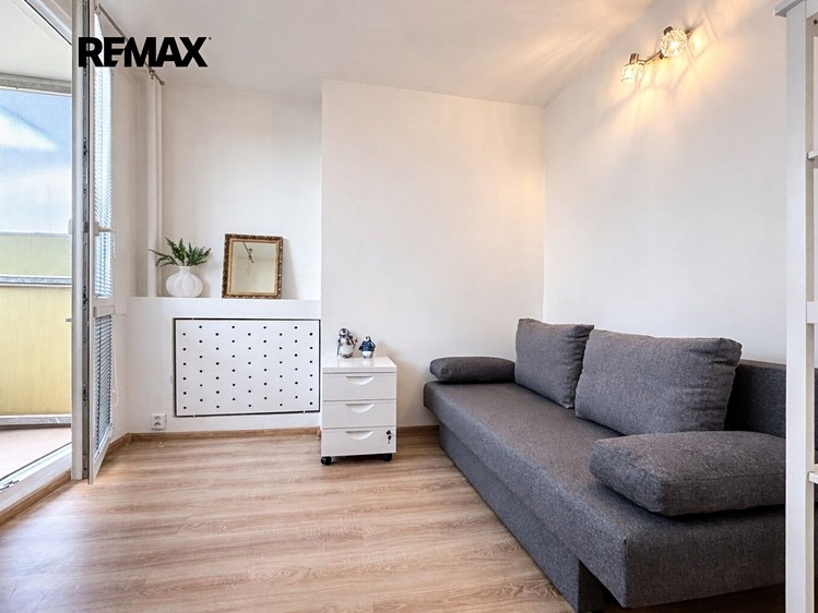 Квартира 4+kk в оренду, 107 м² (5 з 17)