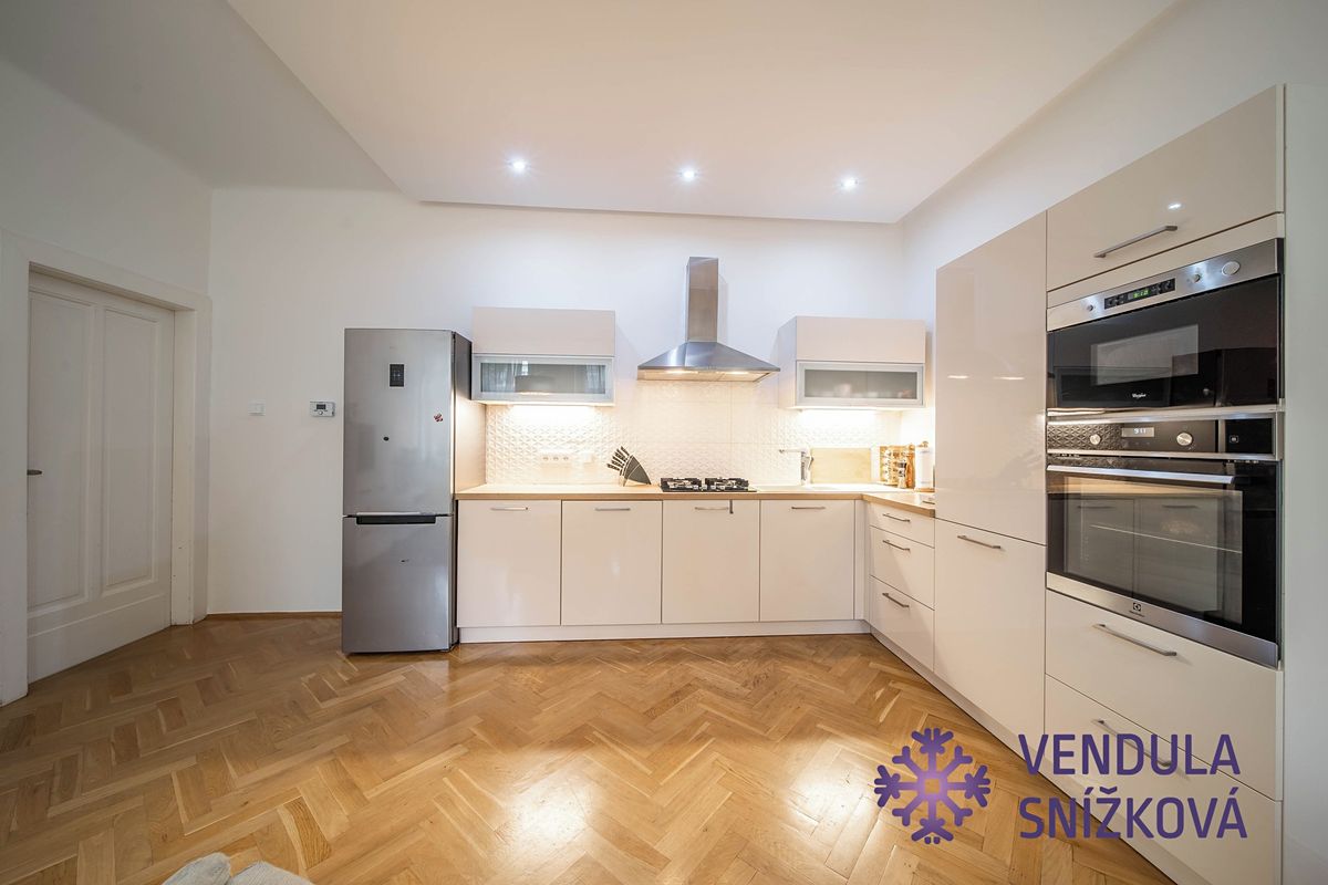 Pronájem bytu 3+kk 101 m² – fotografie 3