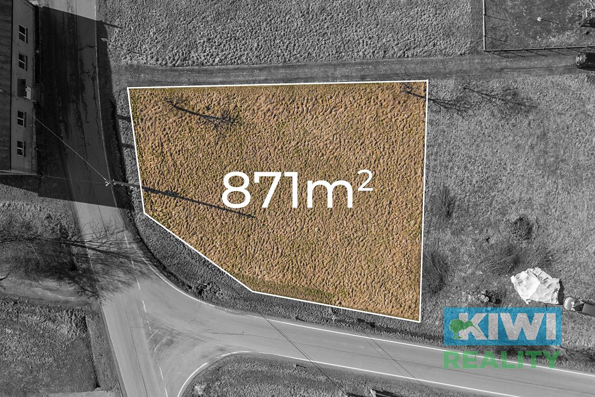 Prodej stavebního pozemku 871 m²
