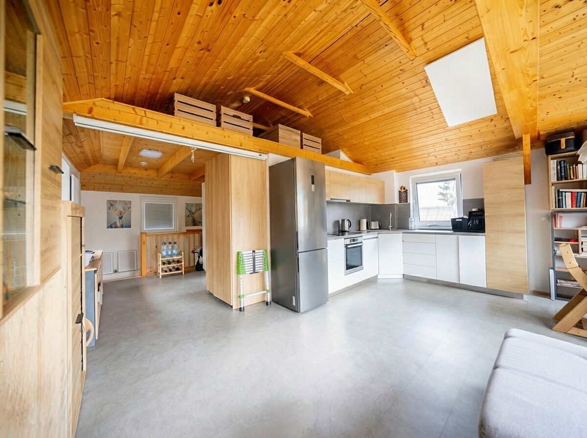 Prodej rodinného domu 110 m², pozemek 789 m² – fotografie 2