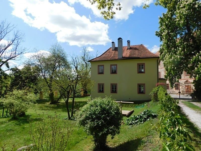 Prodej činžovního domu 1600 m² – fotografie 5
