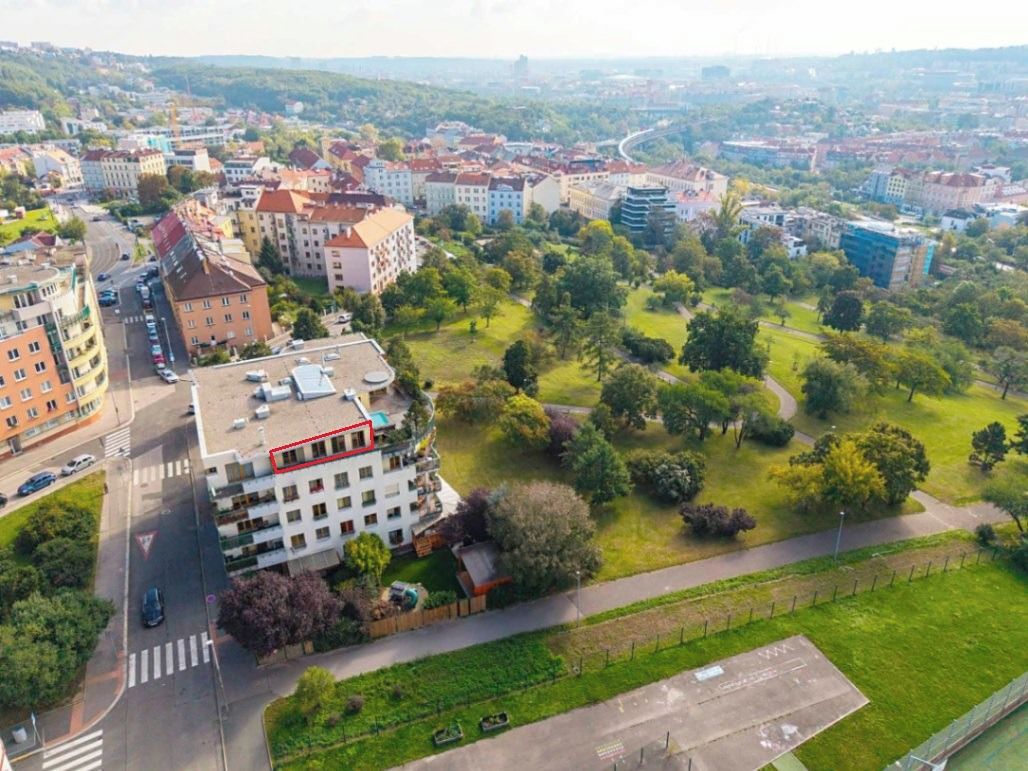 Pronájem bytu 3+kk 73 m²