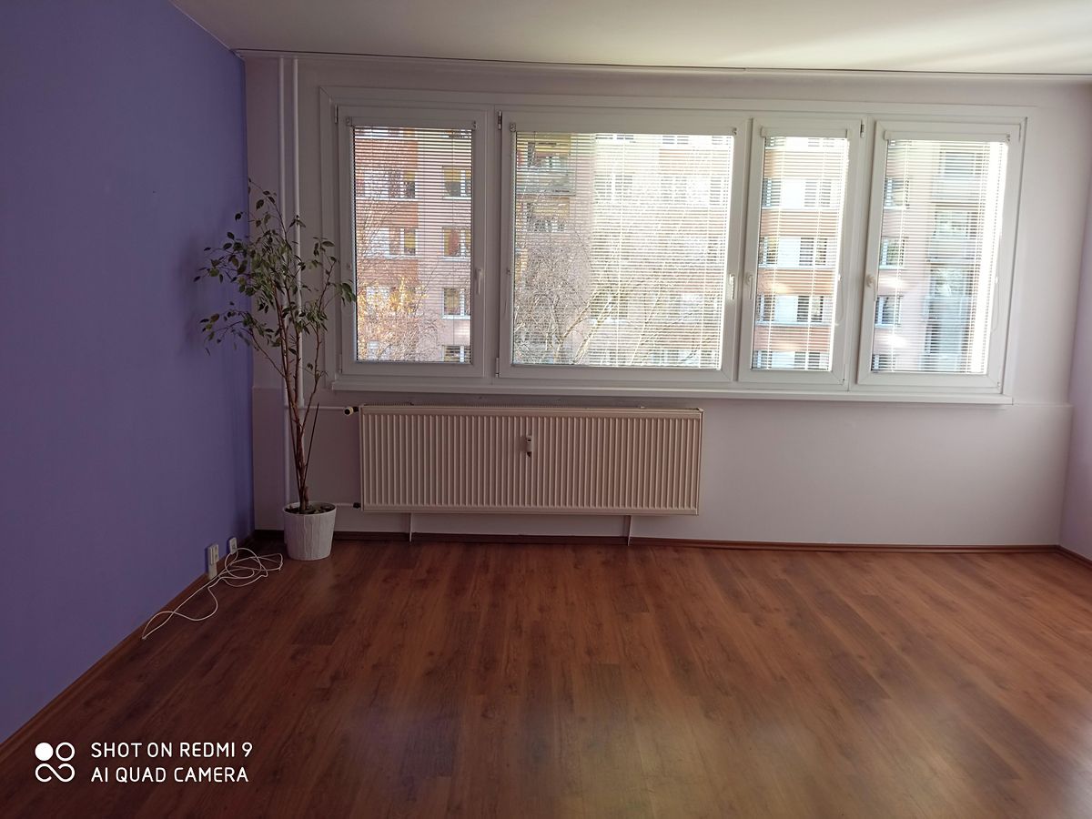 Pronájem bytu 2+1 63 m² – fotografie 2