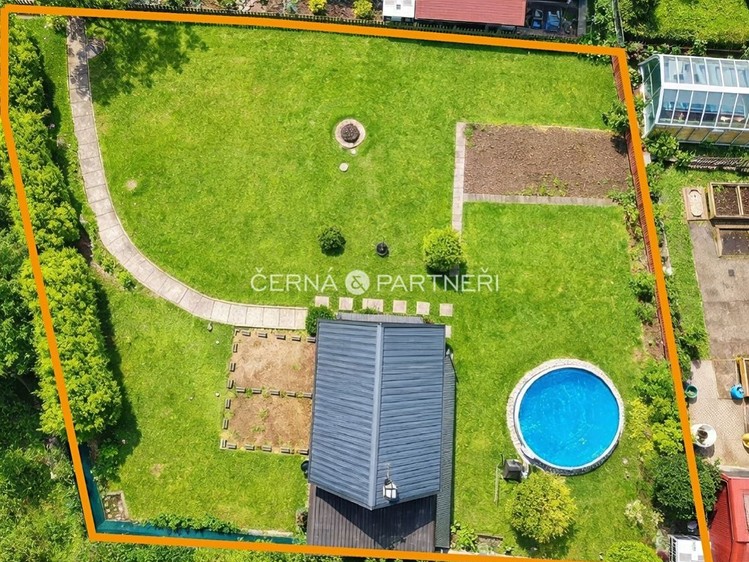Grundstück zum Kauf, 405 m² (1 von 7)