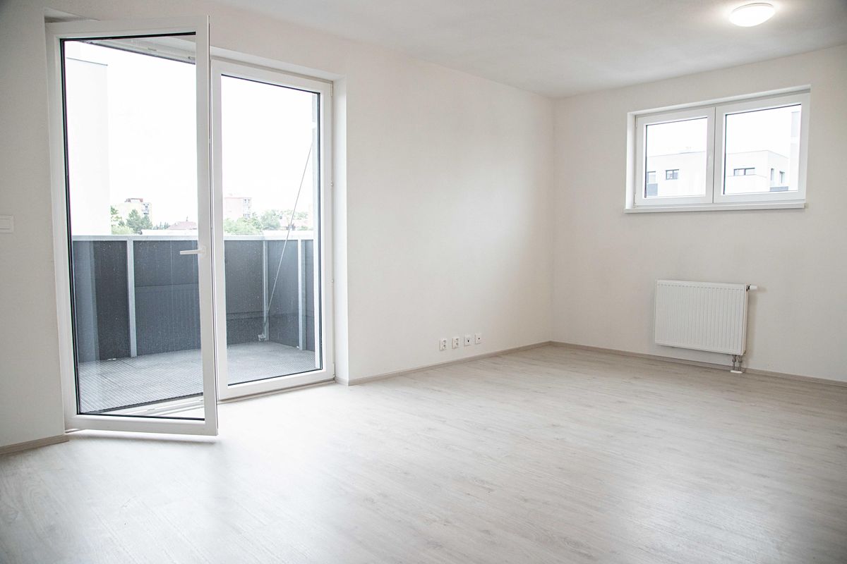 Pronájem bytu 1+kk 34 m² – fotografie 4
