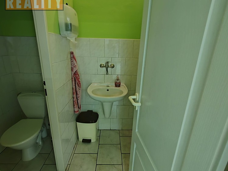Комерційне приміщення в оренду, 45 м² (26 з 29)