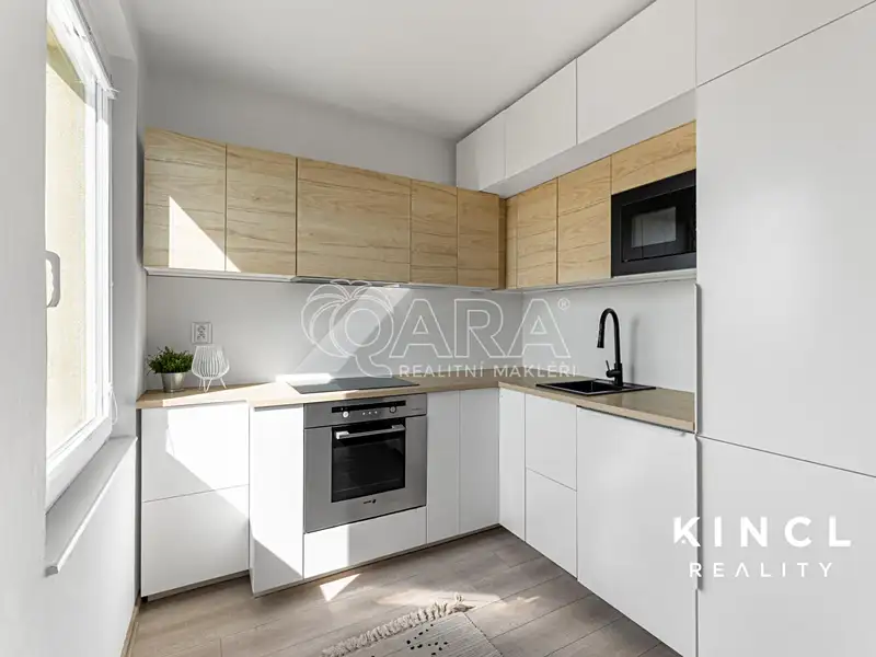 Prodej bytu 3+kk 68 m², Nymburk – náhled fotky 2