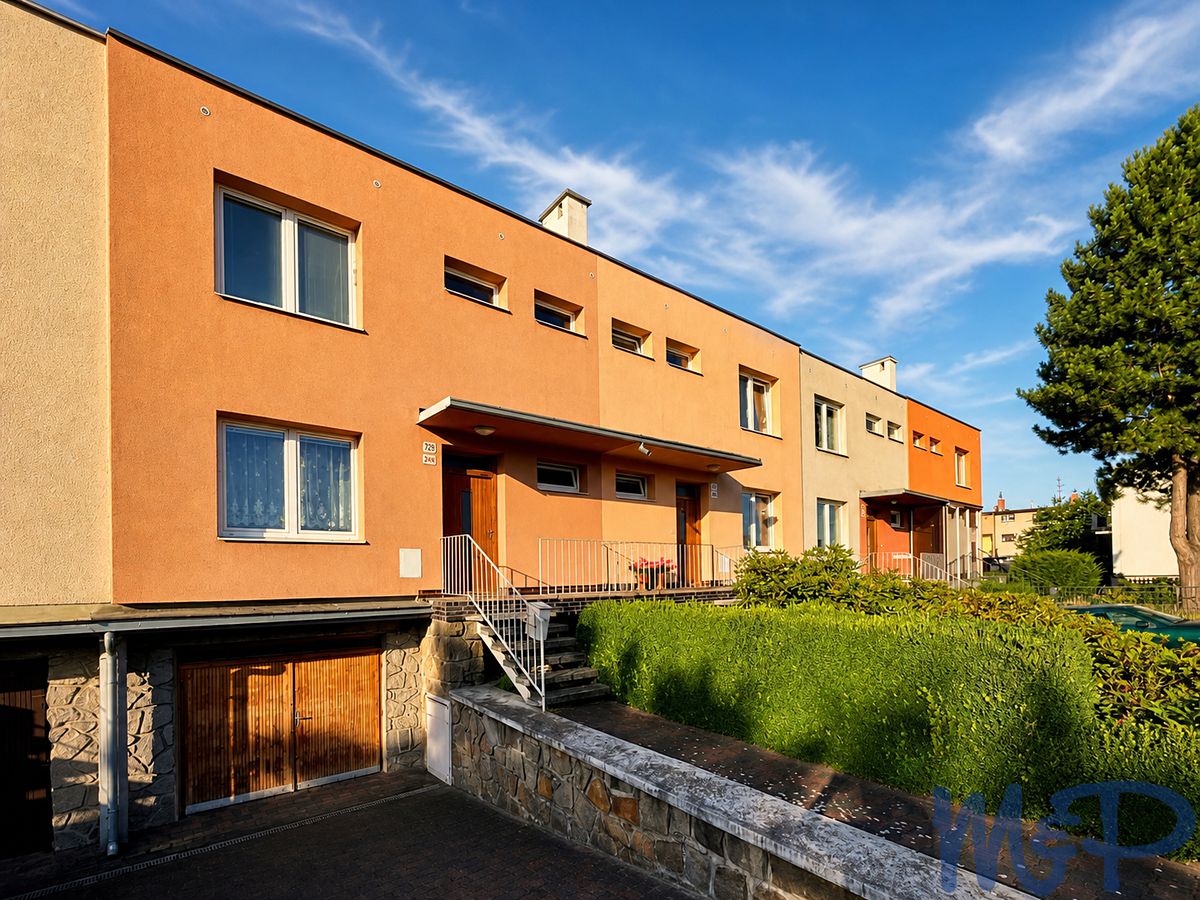 Prodej rodinného domu 175 m², pozemek 335 m² – fotografie 4