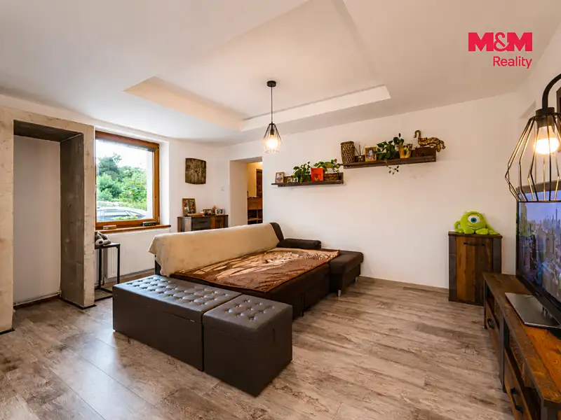 Prodej rodinného domu 260 m², pozemek 1024 m², Hrádek nad Nisou – náhled fotky 2