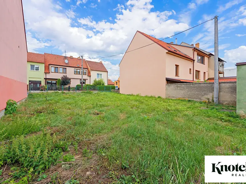 Prodej stavebního pozemku 825 m², Spešov – náhled fotky 3