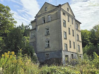 Prodej vícegeneračního domu 450 m², pozemek 2250 m²