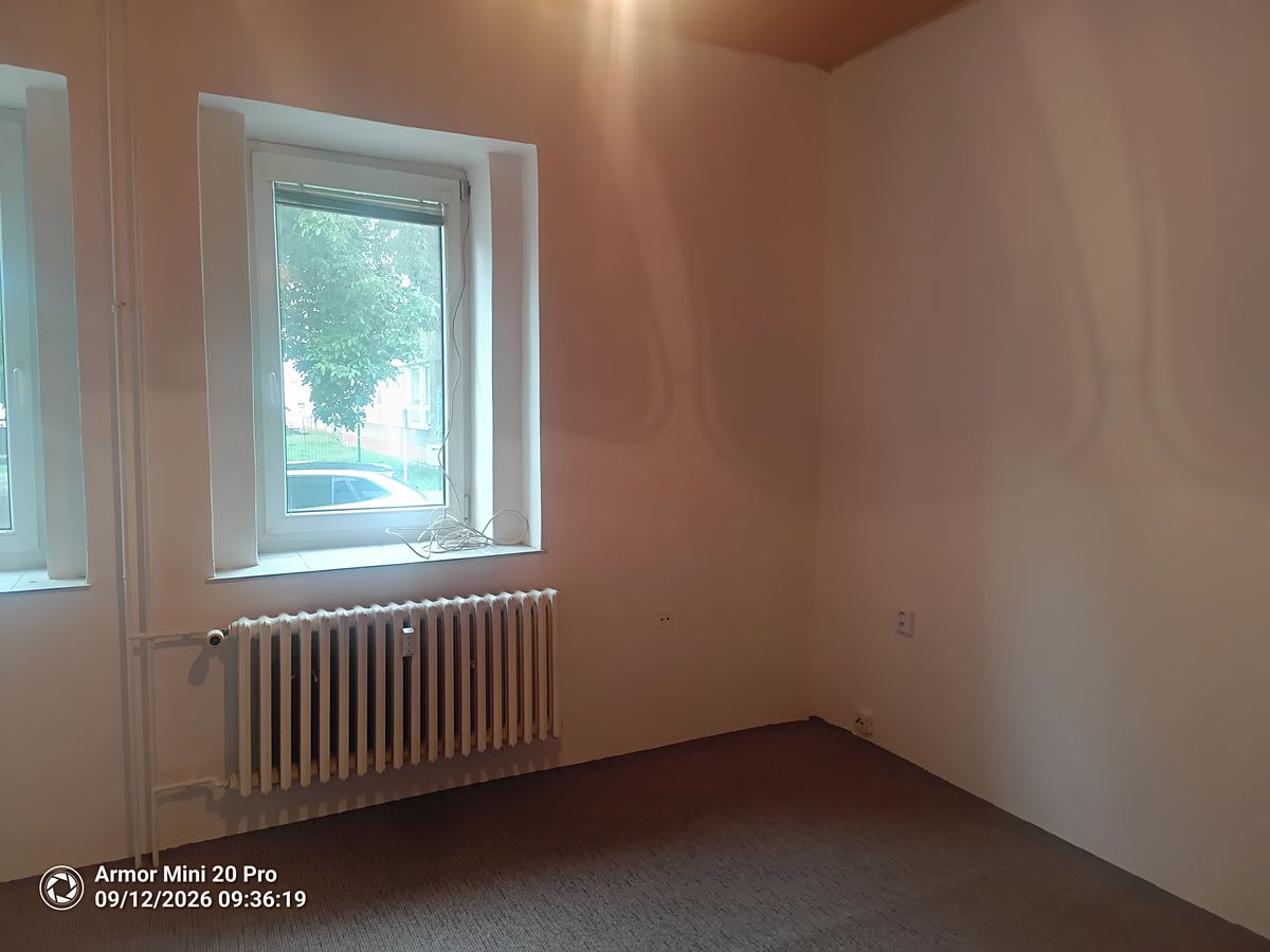 Pronájem bytu 2+kk 48 m² – fotografie 3