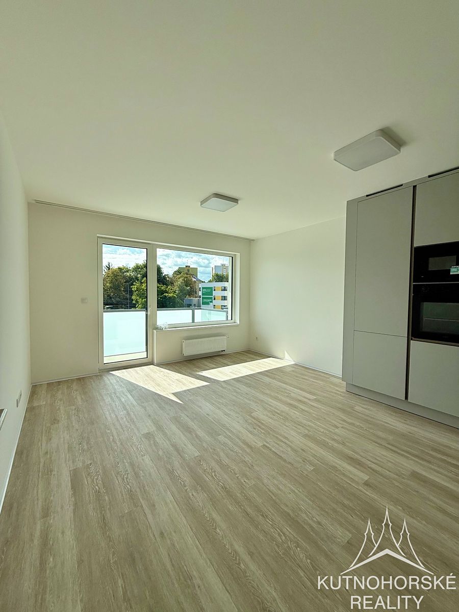 Pronájem bytu 2+kk 52 m² – fotografie 3